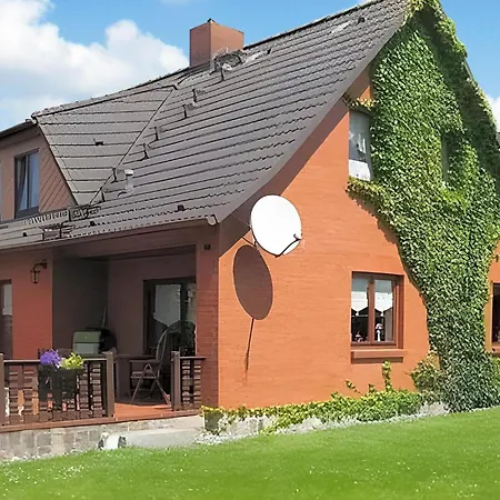Apartament Ferienwohnung Altenkirchen Altenkirchen (Mecklenburg-Vorpommern)